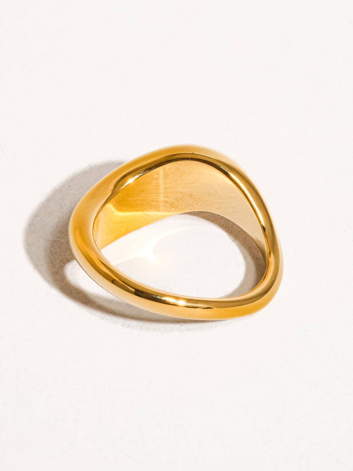 Erin 18K Non-Tarnish Wavy Band