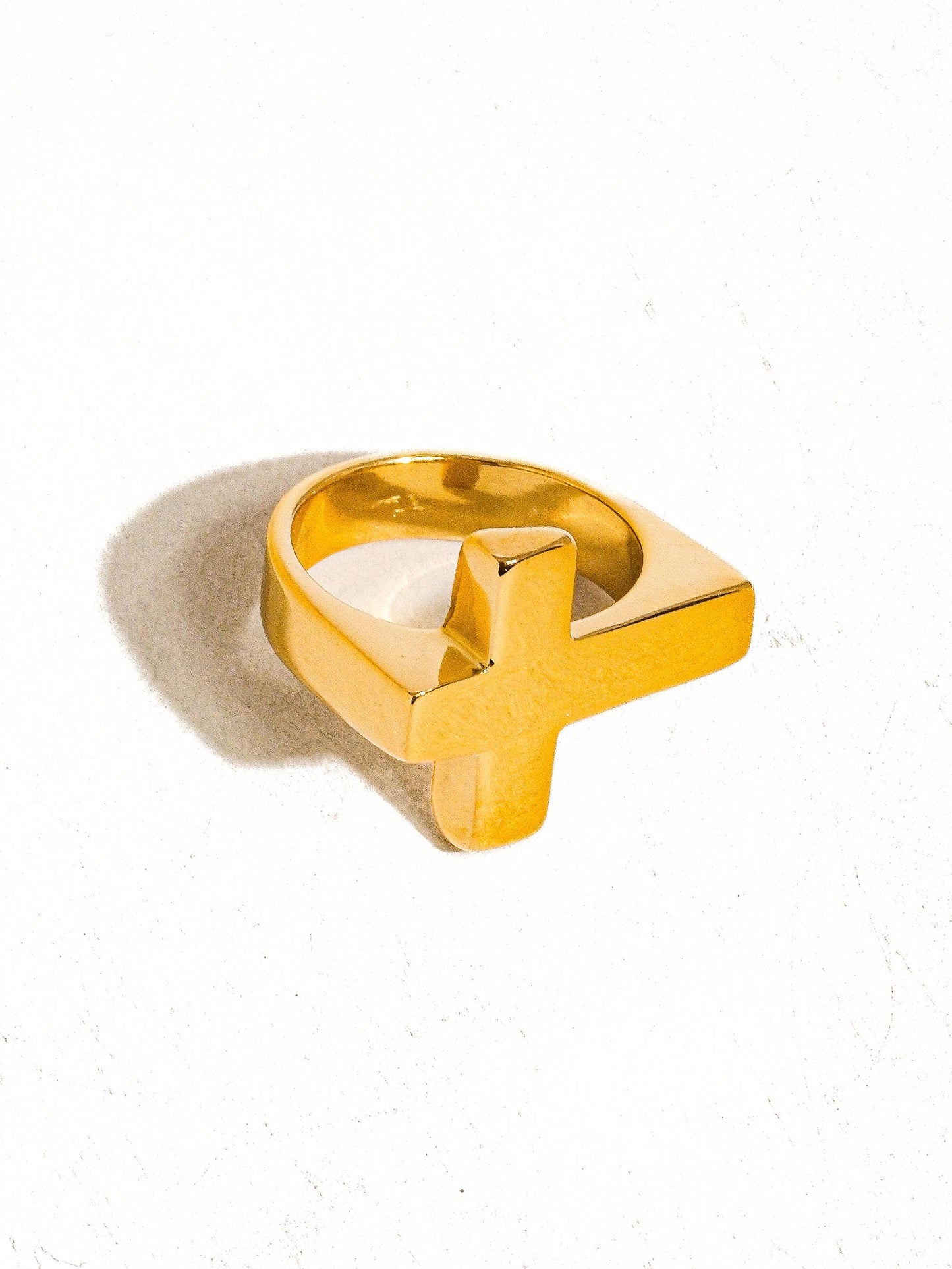 Non-Tarnish Cross Ring