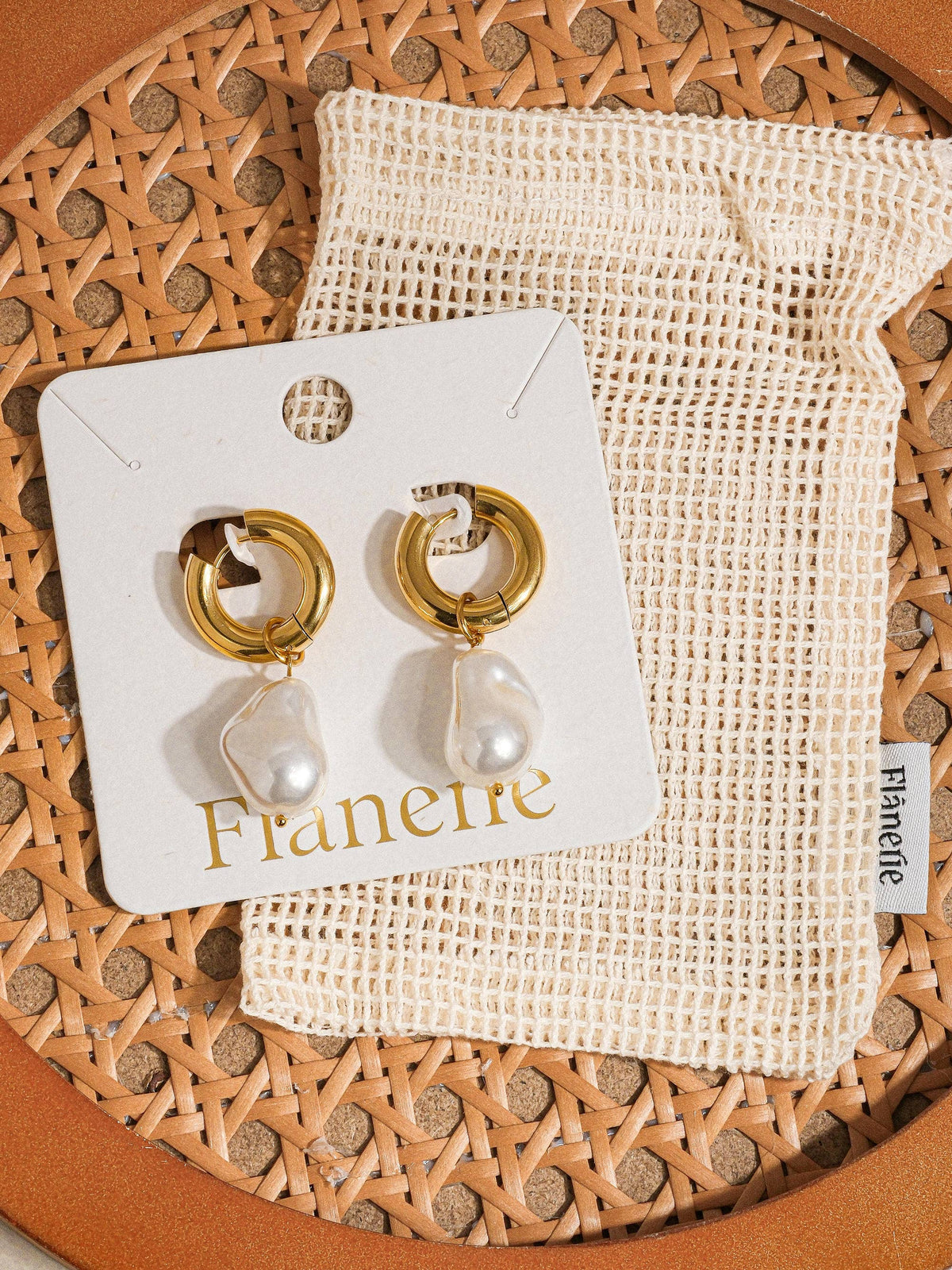 2-in-1 Pearl Drop Earrings